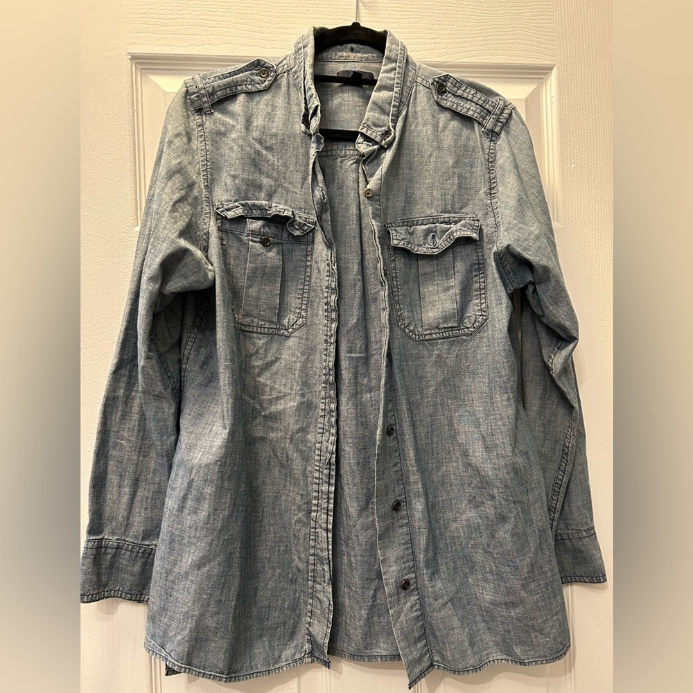 GAP Chambray Button Down
